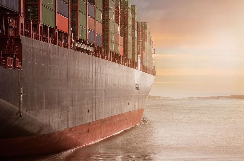 Transporte marítimo: Servicios de Levante World Cargo